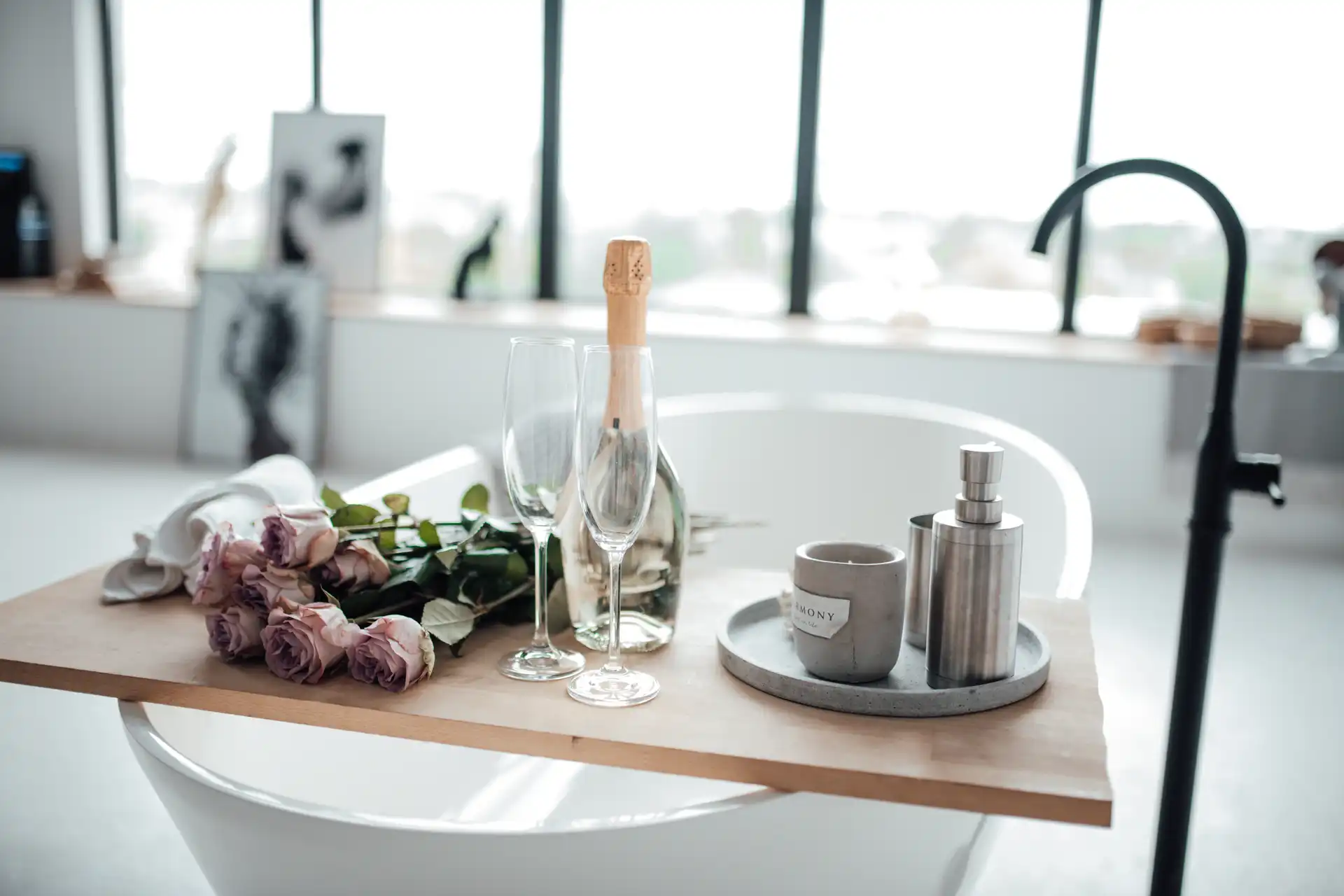 Featured image for 'Yates de Lujo: Sinónimo de Elegancia en el Mar' — Laxary